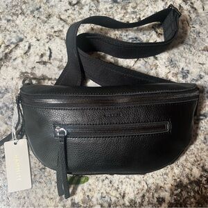 NWT Hammitt Charles Med Leather Crossbody Bag (Fanny Pack) in Black/Gun…